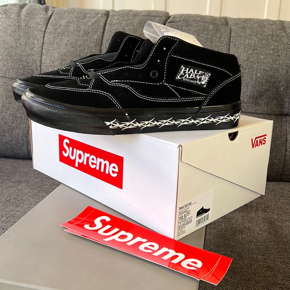 *NWT Vans x Supreme Skate Half Cab mens size 10.5